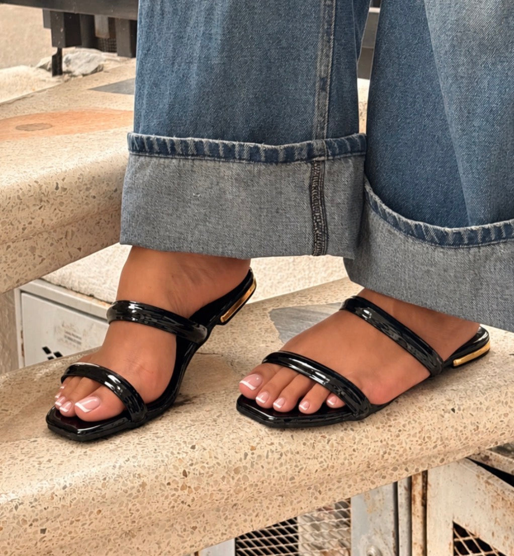 Sandalias planas clásicas