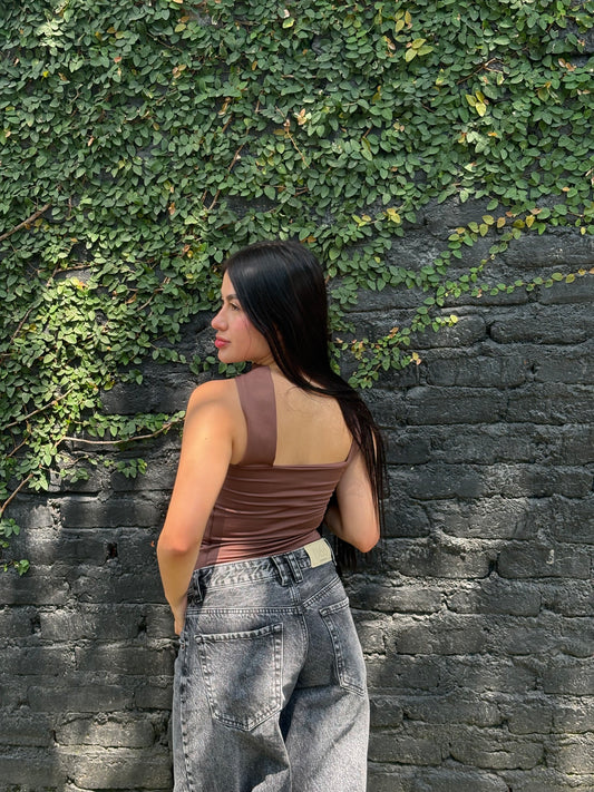 Body Sarela
